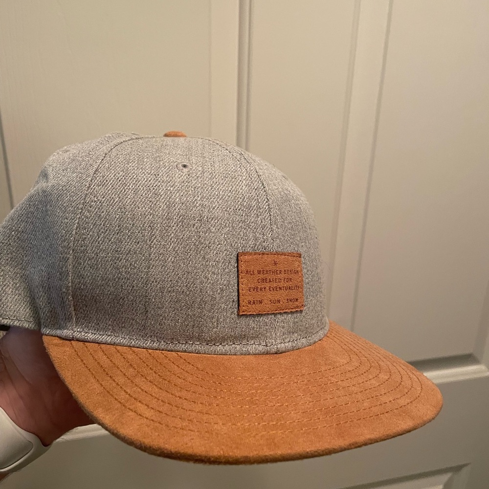 Men’s baseball cap